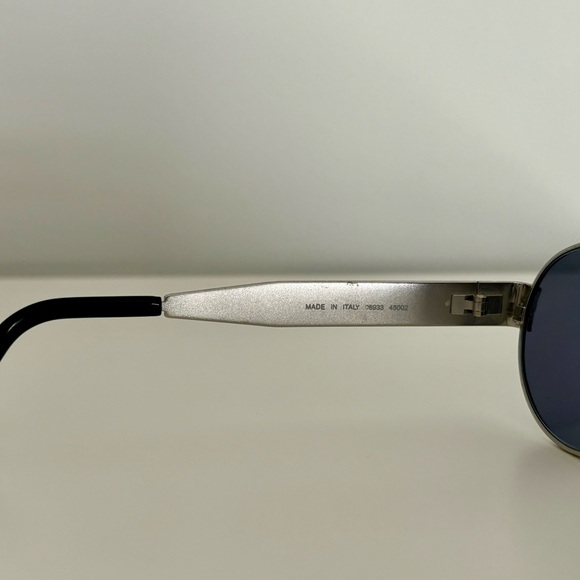 Vintage Chanel sunglasses. Style 06933. Excellent condition - Picture 6 of 7